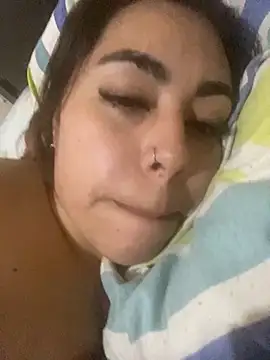 Redlucy online show from February 25, 2026, 4:00 am