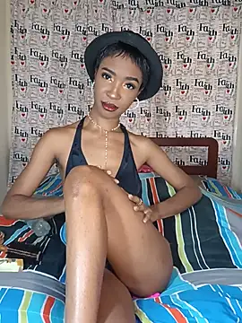 TinnaPeyton online show from May 26, 2026, 6:48 pm