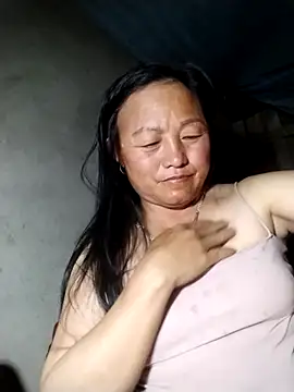 Lucie Fuzk online show from April 12, 2026, 2:00 pm