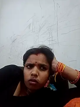 Hot chani online show from March 25, 2026, 6:58 pm