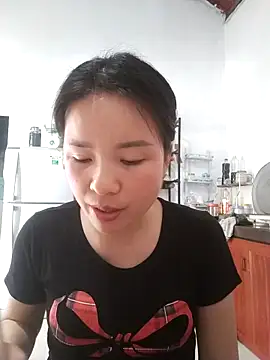 Snapshot of Ivy_Trix2 chatting on March 1, 2026, 5:09 am Ivy Trix2 online show from March 1, 2026, 5:09 am