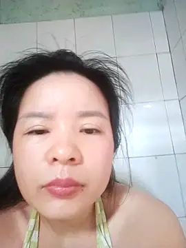 Snapshot of Ivy_Trix2 chatting on May 13, 2026, 2:42 am Ivy Trix2 online show from May 13, 2026, 2:42 am
