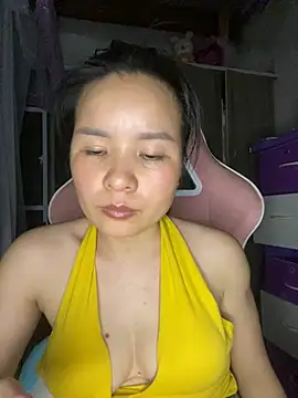 Snapshot of Ivy_Trix2 chatting on May 24, 2026, 4:01 pm Ivy Trix2 online show from May 24, 2026, 4:01 pm