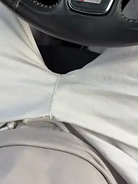 portostrip online show from April 12, 2026, 5:51 pm