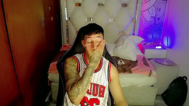 Dmitryy  online show from February 26, 2026, 12:37 pm