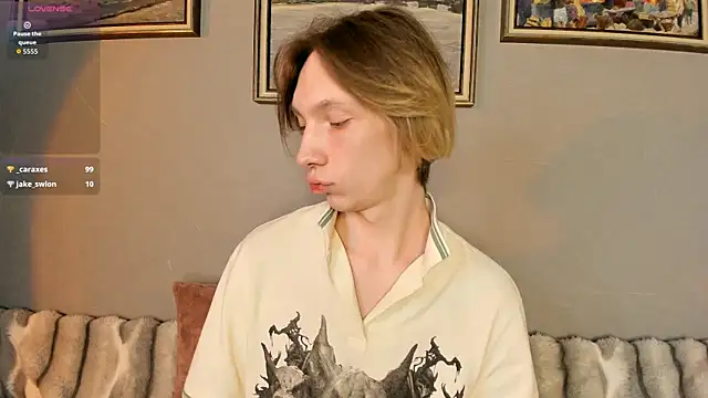 SilverFeral online show from April 2, 2026, 7:39 am