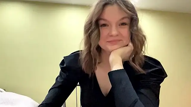 Snapshot of AliveCute chatting on February 27, 2026, 5:24 pm AliveCute online show from February 27, 2026, 5:24 pm