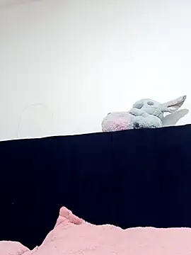 celeste kiss  online show from March 25, 2026, 3:01 am