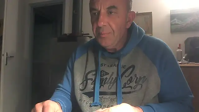 Snapshot of FRENCHSEXY1 chatting on February 26, 2026, 12:20 am FRENCHSEXY1 online show from February 26, 2026, 12:20 am