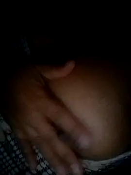 ArianaOrtiz online show from April 21, 2026, 12:33 pm