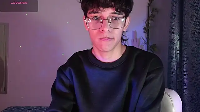 noah millerx online show from March 2, 2026, 4:14 am