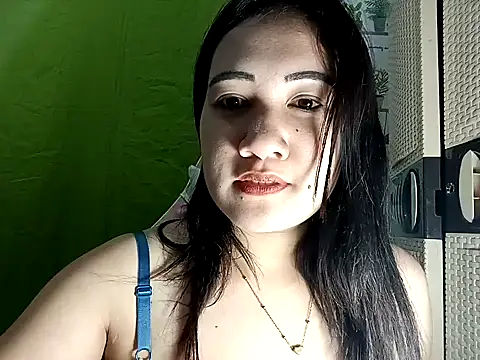 missrica13 online show from March 11, 2026, 8:09 am