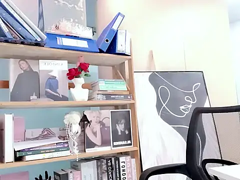 RG Lenalyy online show from May 26, 2026, 3:35 am