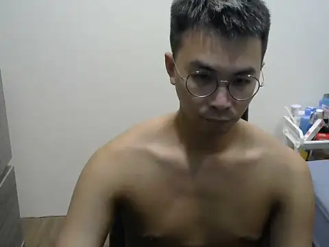 silverwolfwoof online show from May 24, 2026, 4:34 pm