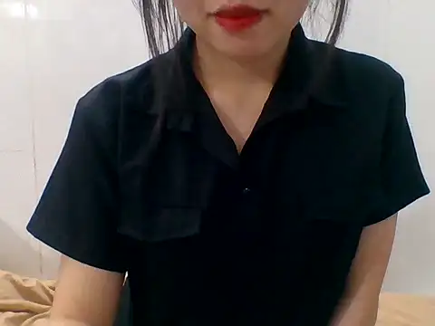 kiraa-007 online show from June 3, 2026, 4:12 pm