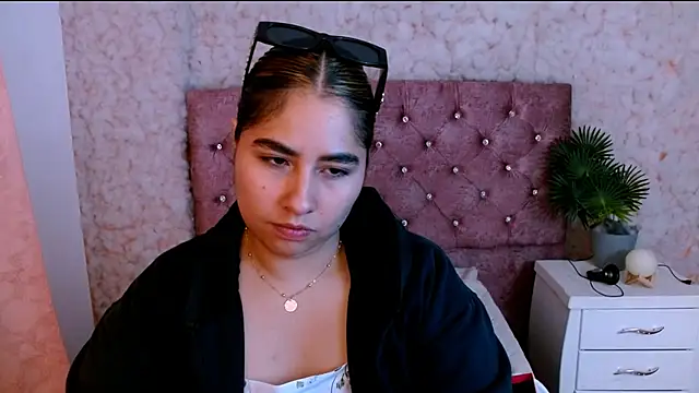 Sofiazaf  online show from March 21, 2026, 12:54 pm