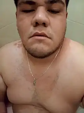 Snapshot of Brazzino04 chatting on February 26, 2026, 9:36 pm Brazzino04 online show from February 26, 2026, 9:36 pm