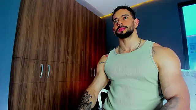 massimo visconti online show from March 31, 2026, 2:28 pm