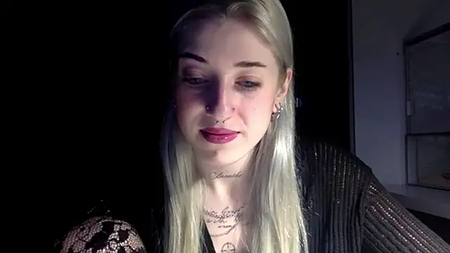 Snapshot of EmmyWet chatting on March 2, 2026, 4:47 pm EmmyWet online show from March 2, 2026, 4:47 pm