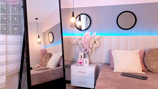 Snapshot of Grace_Williams_ chatting on May 6, 2026, 8:14 pm Grace Williams online show from May 6, 2026, 8:14 pm