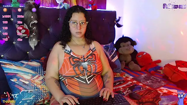 nahomy fetish online show from March 31, 2026, 12:49 pm