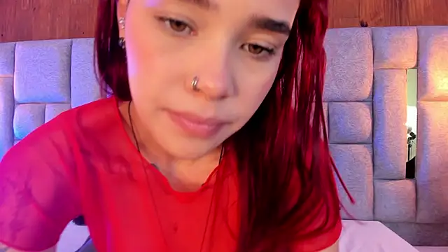 Snapshot of camilaa_smith_ chatting on July 13, 2026, 8:33 pm camilaa smith online show from July 13, 2026, 8:33 pm