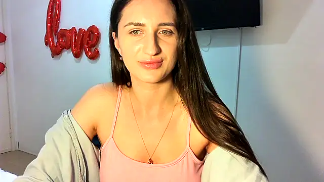 Snapshot of EveLuxe01 chatting on March 3, 2026, 7:20 pm EveLuxe01 online show from March 3, 2026, 7:20 pm