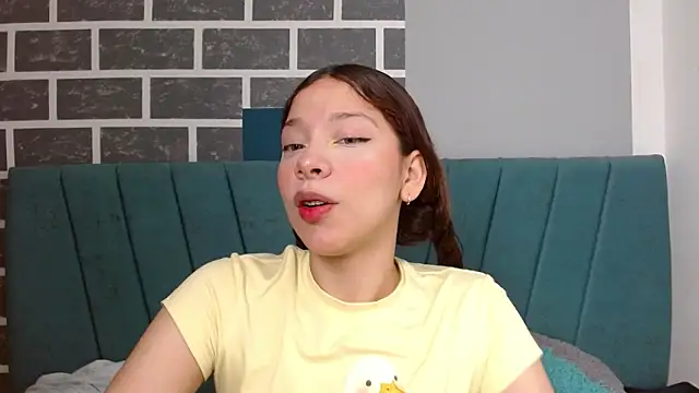 Sweet kitty 05 online show from April 17, 2026, 12:13 am