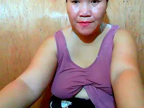 sejuicing angel online show from May 12, 2026, 3:25 am