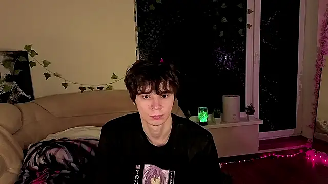 AnthonyCuutie online show from March 25, 2026, 8:04 pm