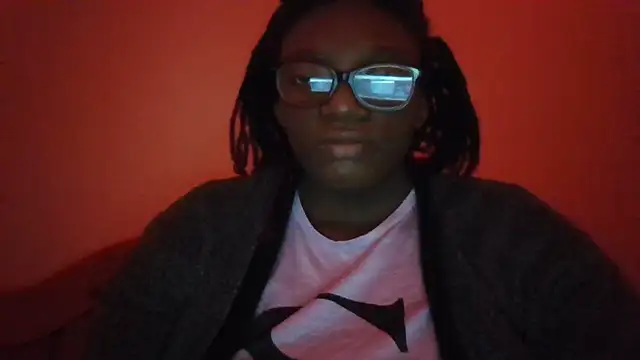 SexyGemBeauty online show from March 12, 2026, 1:23 am