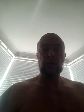HornyDaddyMuscle online show from April 10, 2026, 8:41 am