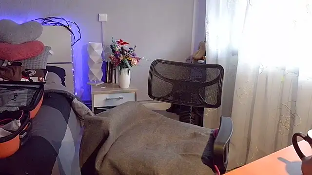 mariaplaya online show from April 19, 2026, 6:02 am