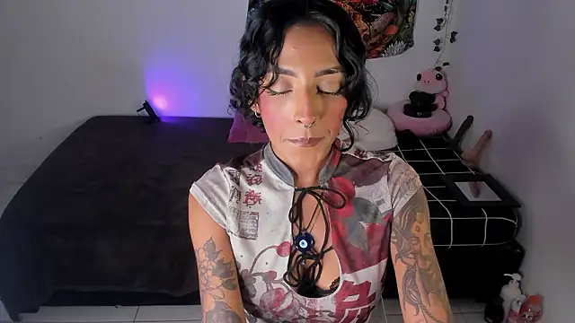 Snapshot of nya_brw chatting on March 1, 2026, 8:16 am nya brw online show from March 1, 2026, 8:16 am