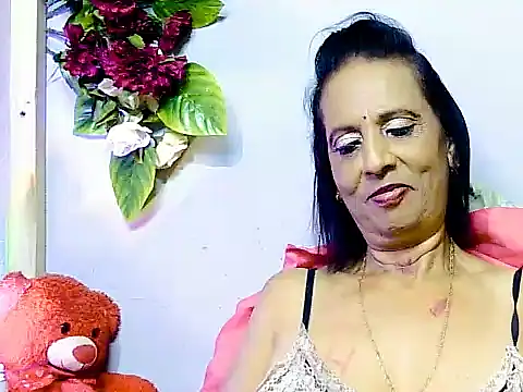 Snapshot of Hot_queen58 chatting on June 7, 2026, 5:49 pm Hot queen58 online show from June 7, 2026, 5:49 pm