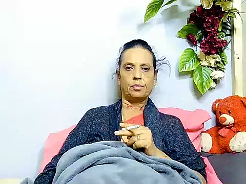 Snapshot of Hot_queen58 chatting on June 14, 2026, 5:09 am Hot queen58 online show from June 14, 2026, 5:09 am