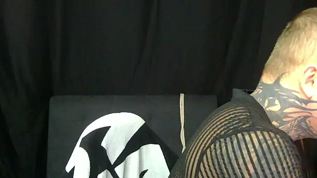 devilWithTats online show from April 11, 2026, 6:40 am