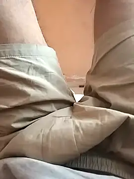 lion271998 online show from February 28, 2026, 8:26 am