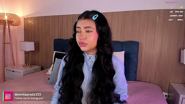 missprada  online show from March 19, 2026, 12:09 pm