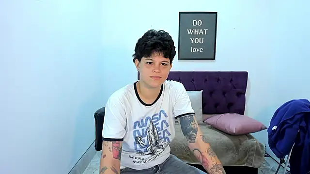 TomBoy Natali online show from March 19, 2026, 12:09 pm