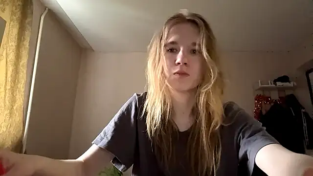 LeomaJee online show from May 12, 2026, 1:30 pm