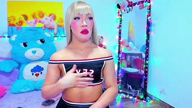 Snapshot of Dulce_Fabiana_ chatting on March 2, 2026, 8:59 pm Dulce Fabiana online show from March 2, 2026, 8:59 pm