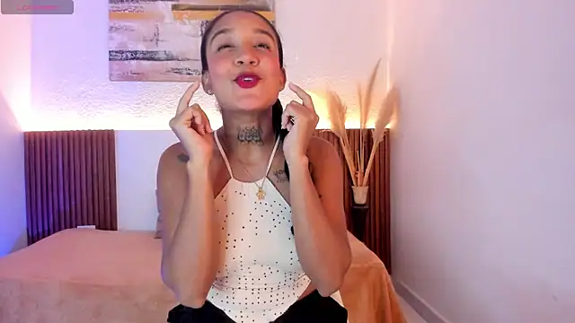 Tiana Glow2 online show from July 25, 2026, 10:29 pm