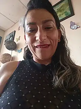 Lucia Rios online show from June 5, 2026, 10:37 pm