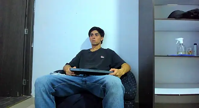 Daniel Rochax online show from April 9, 2026, 5:29 pm