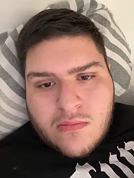 Snapshot of dare2002 chatting on March 1, 2026, 10:39 am dare2002 online show from March 1, 2026, 10:39 am