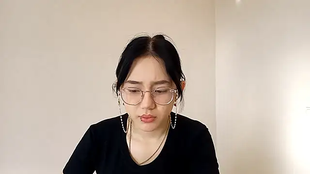 SolvedGlobe online show from April 16, 2026, 1:12 pm