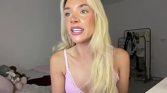 Naughtyblondex online show from July 30, 2026, 9:58 pm