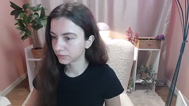 MistyBree online show from March 8, 2026, 9:13 am