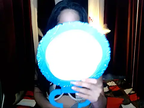 Snapshot of AnaxandraVenomLips chatting on May 4, 2026, 9:22 pm AnaxandraVenomLips online show from May 4, 2026, 9:22 pm